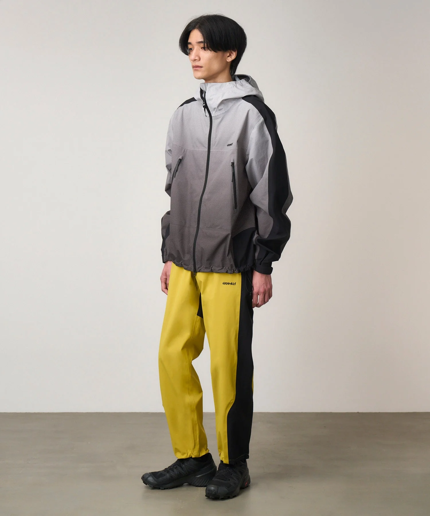 Gramicci 3L Guide Jacket (Dot Gradient) - Image 4