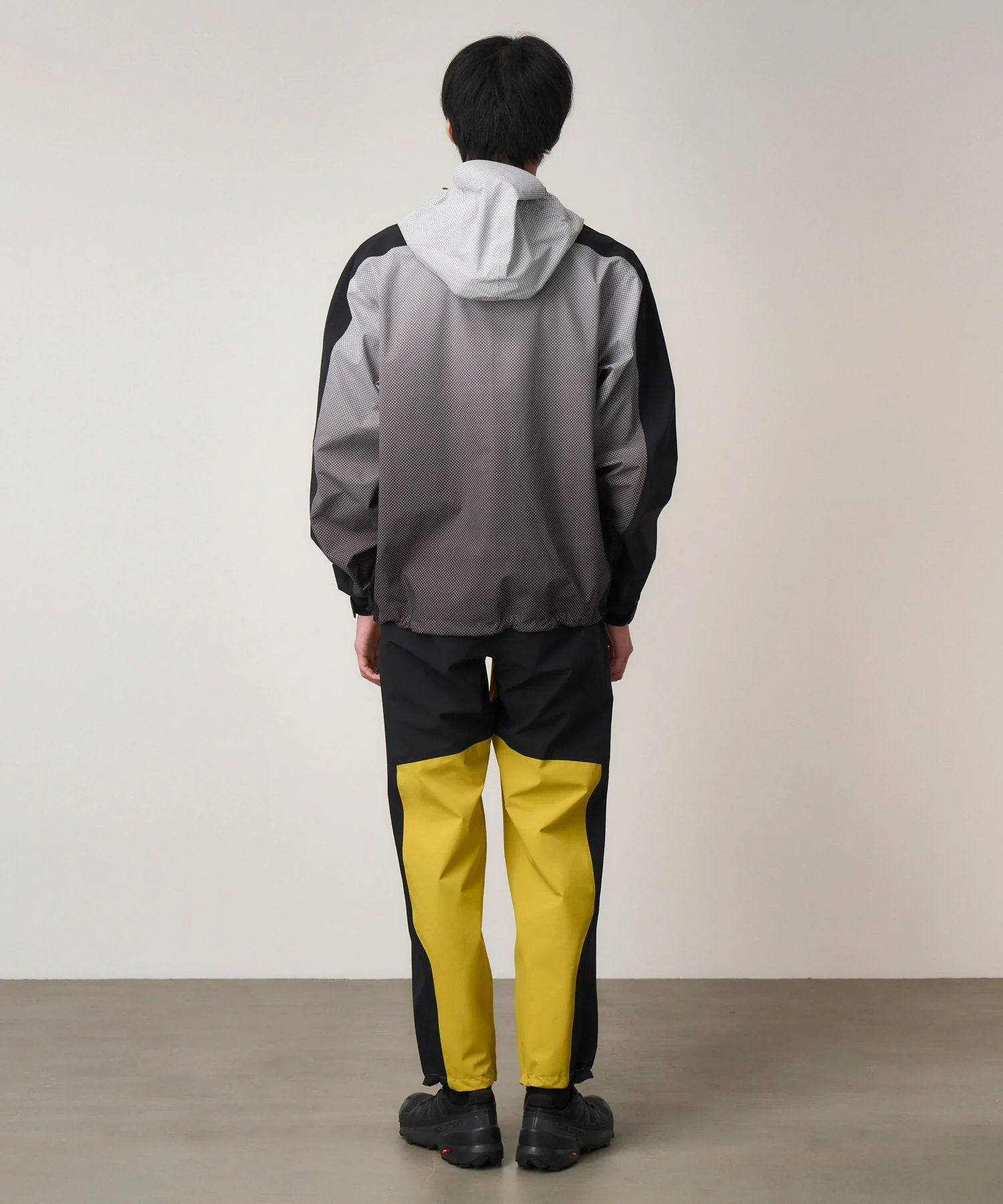 Gramicci 3L Guide Jacket (Dot Gradient) - Image 5