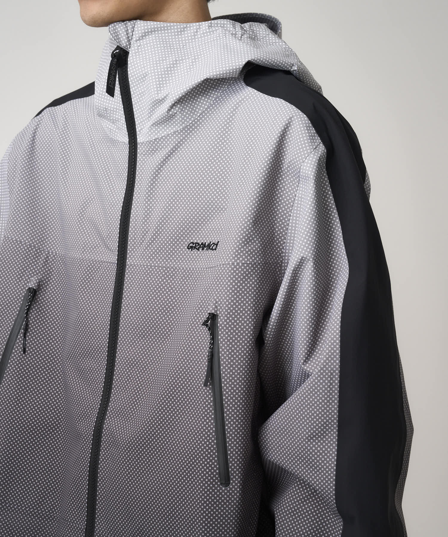 Gramicci 3L Guide Jacket (Dot Gradient) - Image 6