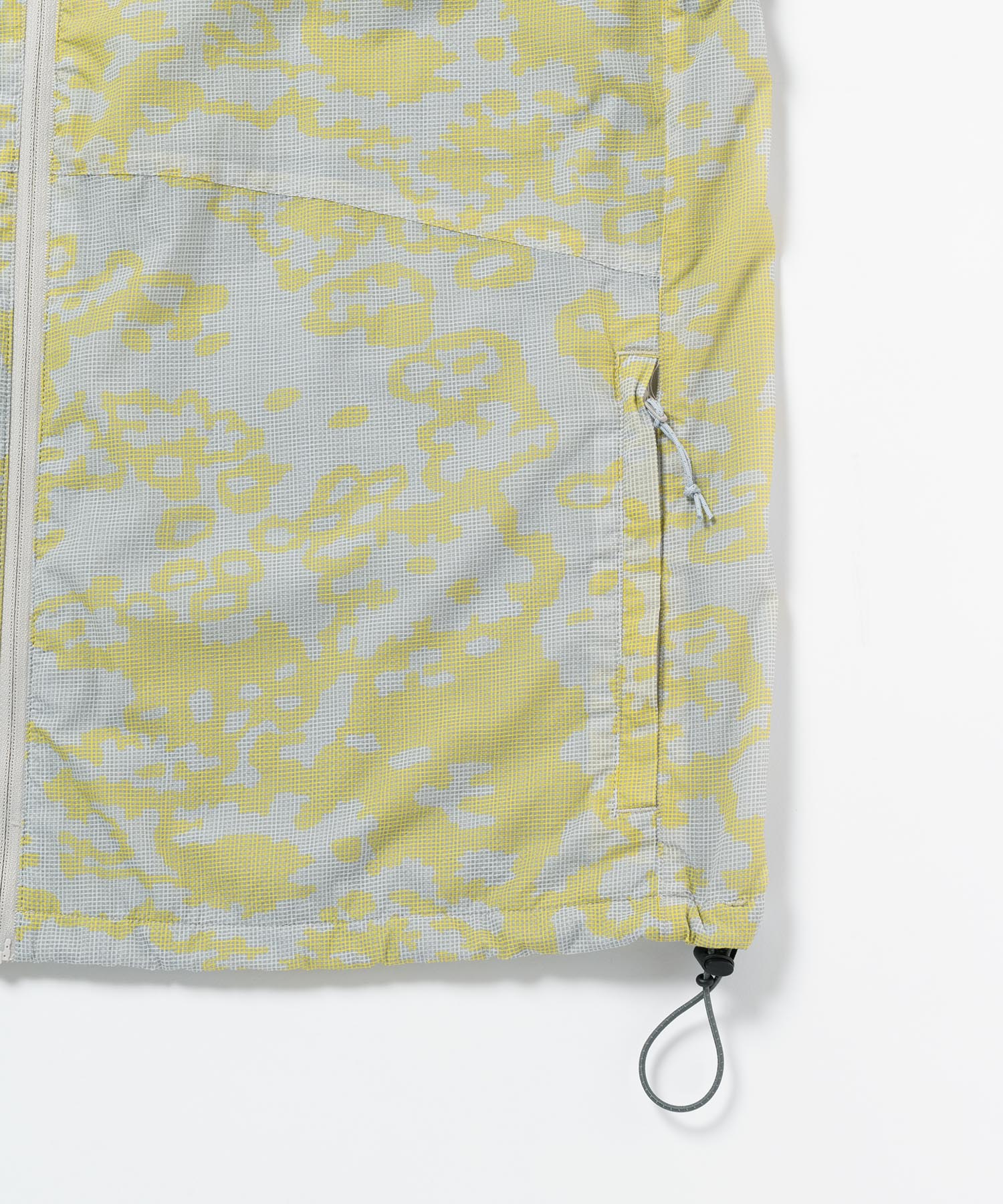 Gramicci Flyweight Vest (Grid Camo) - Image 4