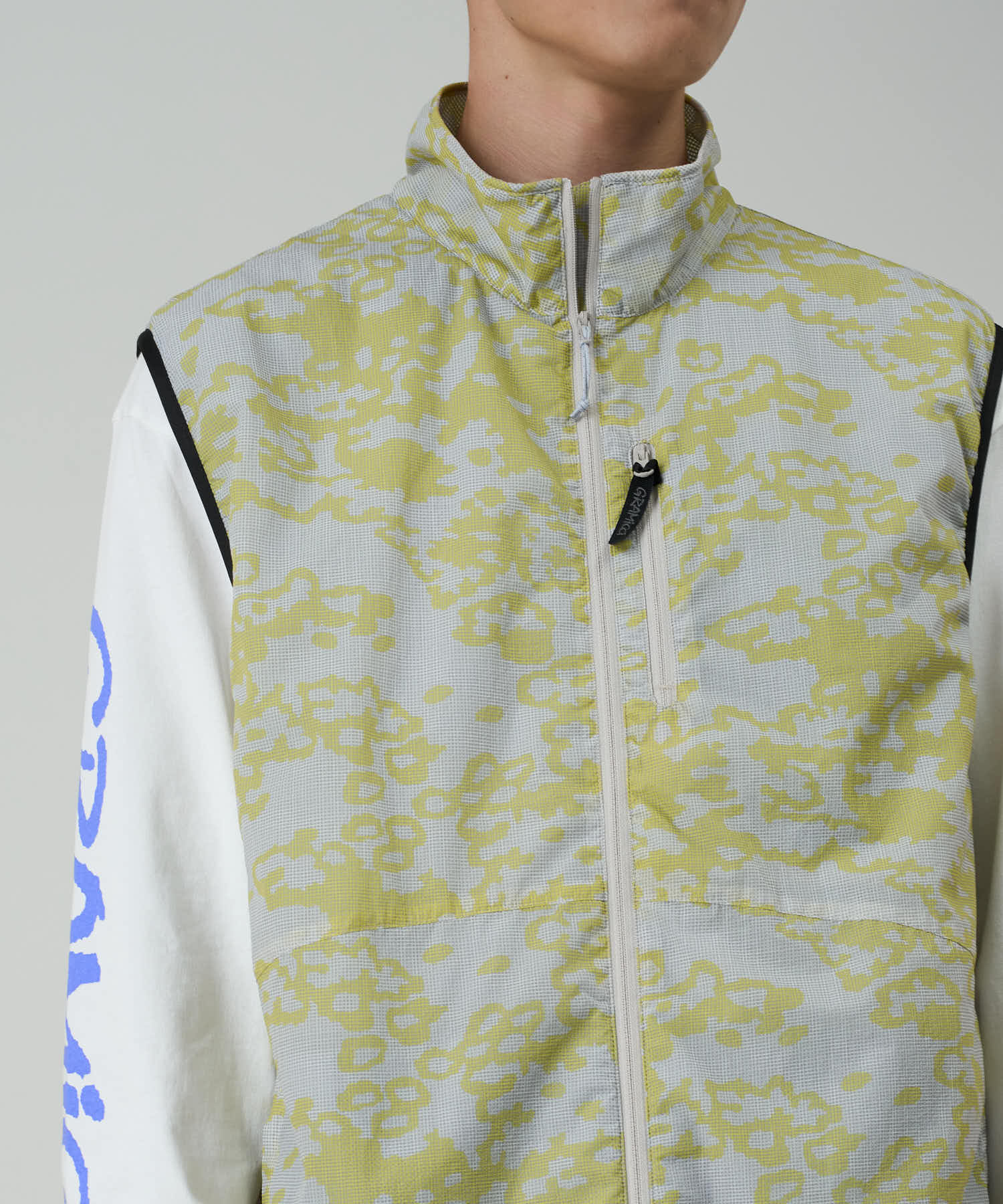Gramicci Flyweight Vest (Grid Camo) - Image 9