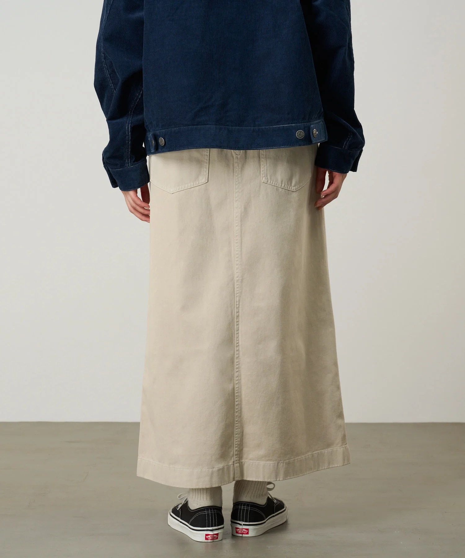 Gramicci Long Baker Skirt (Sand Pigment) - Image 11