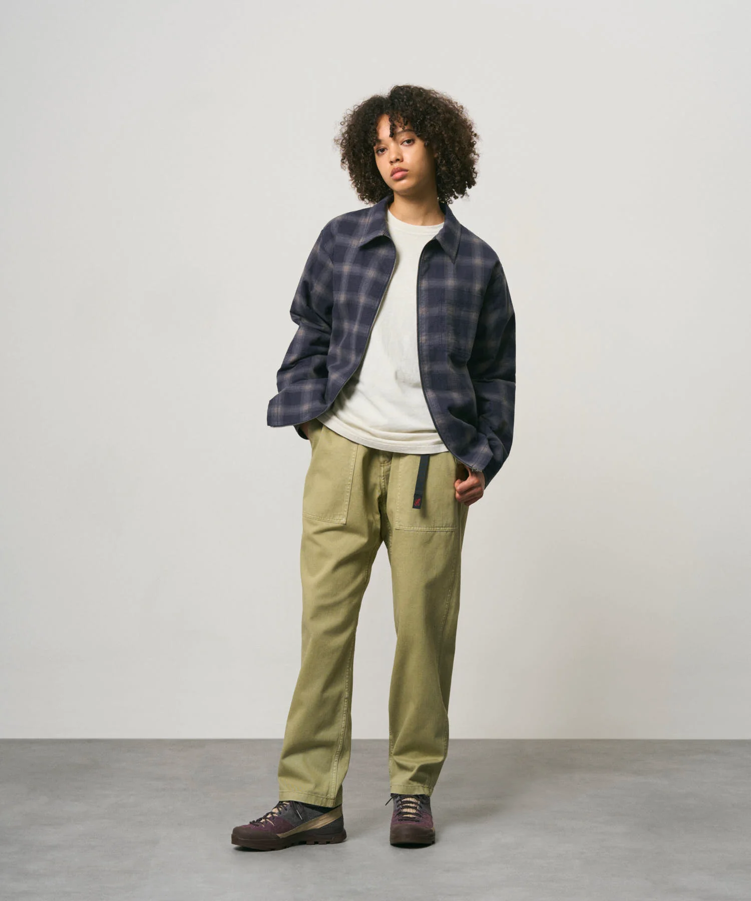 Gramicci Loose Tapered Ridge Pants (Bayleaf Pigment) - Image 5