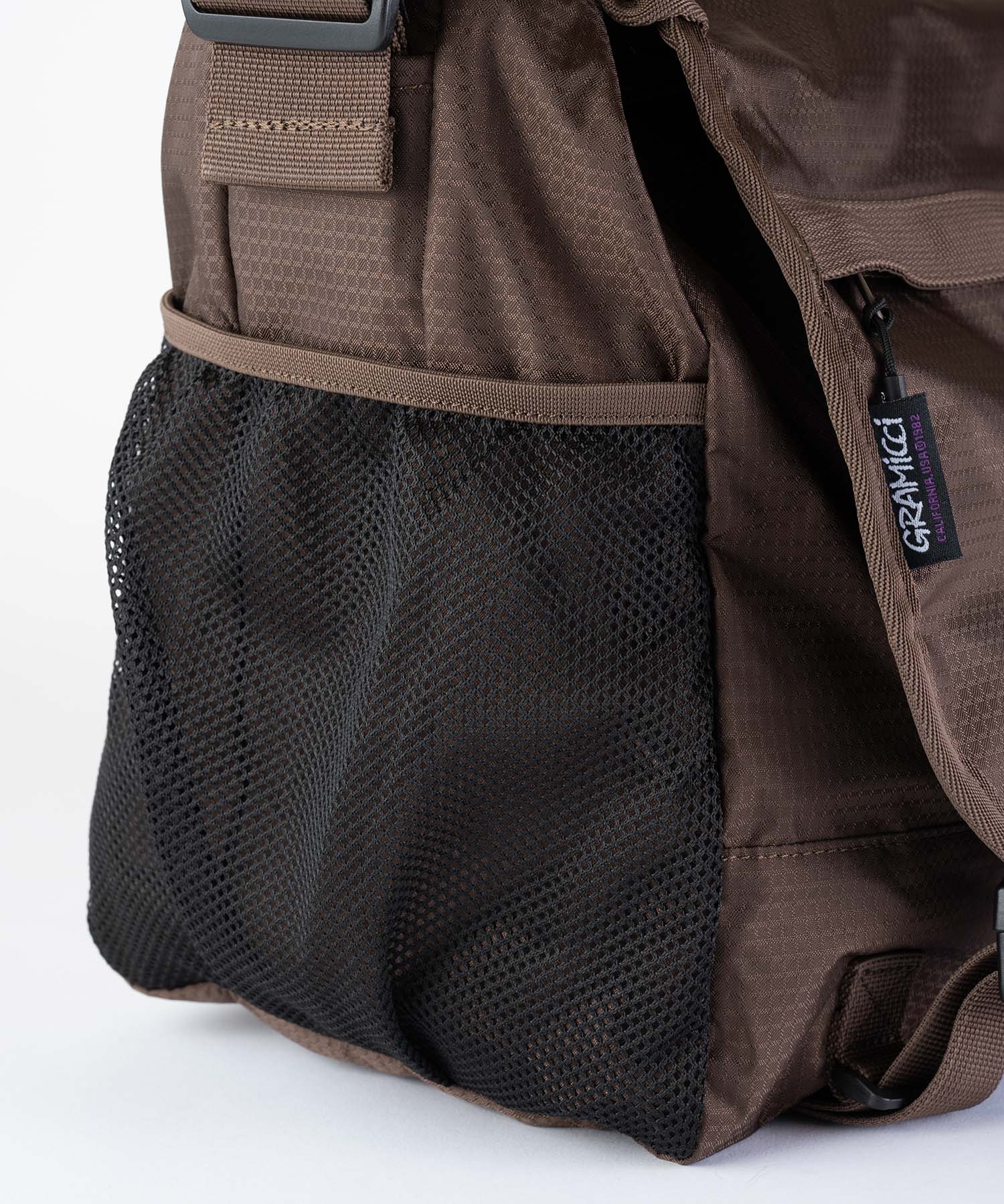 Gramicci Messenger Bag (Brown) - Image 5